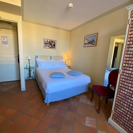 Hotel Sube 3*